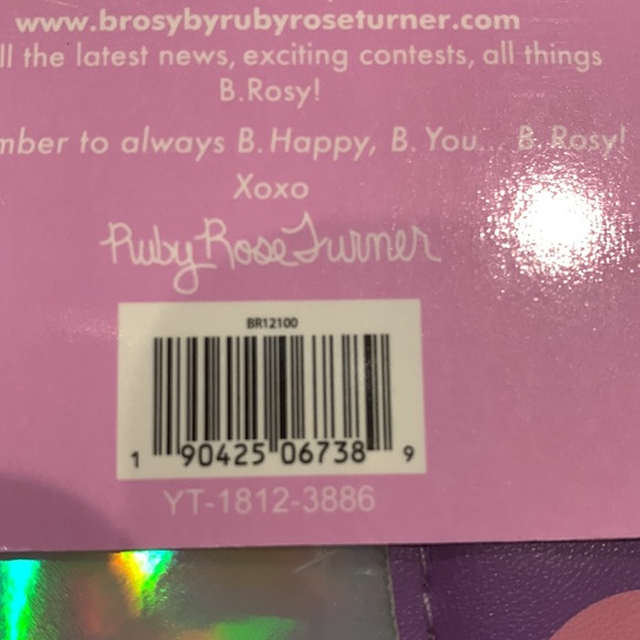 Old phone bag shiny silver rhinestones ad a good little pop to it - Picture 4 of 4